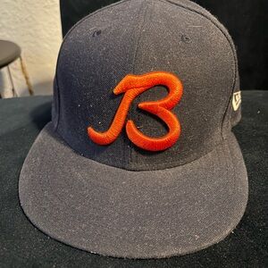 Dark Blue Chicago Bears New Era Size 7 Fitted Flat Billed Cap